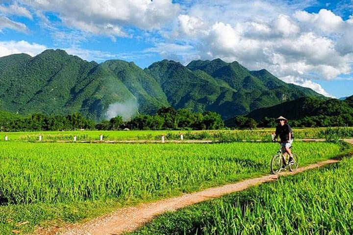Mai Chau Day Trip from Hanoi — Bike Through Rice Valleys & Thai Village Visit photo 2
