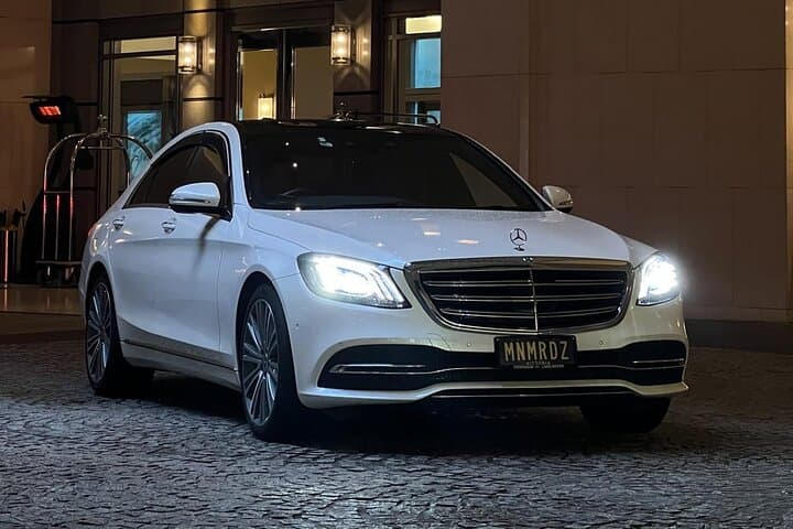 Melbourne Airport Chauffeur & Limo Transfers: Stress-Free Door-to-Door Rides