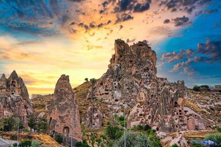 Cappadocia Private Guided Tour with Transfer — Full-Day Göreme, Uchisar & Underground Cities