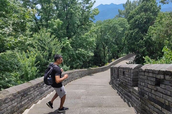 Shanghai to Linhai: Southern Great Wall Bullet-Train Day Trip photo 2