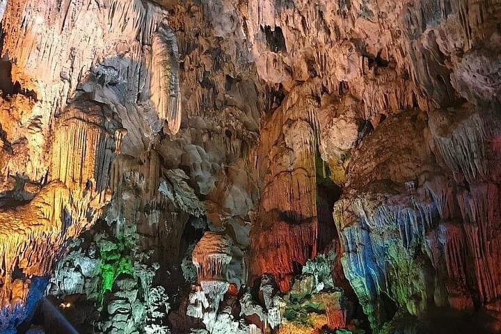 Ha Long Bay Day Cruise: Kayaking, Thien Cung Cave & Seafood Lunch from Hanoi photo 2