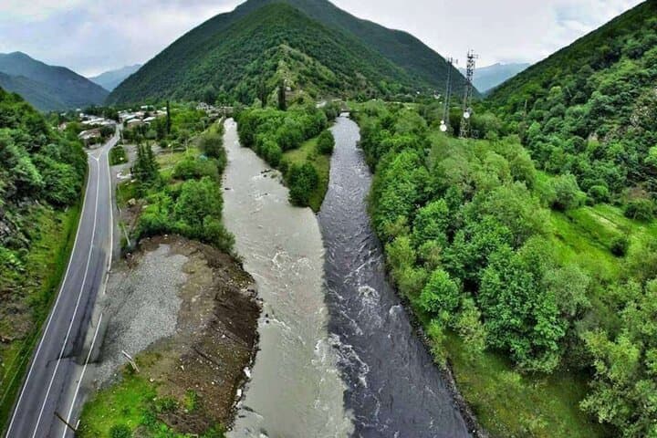 Kazbegi Day Tour: Gergeti Trinity, Ananuri & Gudauri Legendary Landscapes photo 3