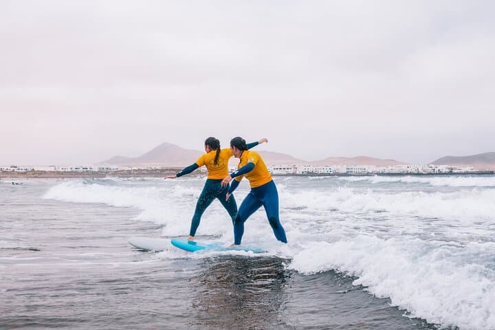 Famara Beach Surf Lesson: 2-Hour Beginner Surfing Class in Lanzarote photo 6