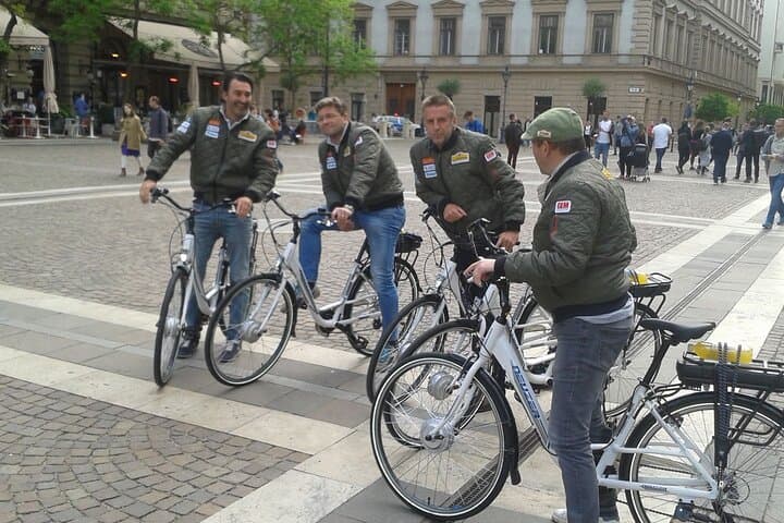 E-Bike Guided Tour of Castle Hill & Danube Sights, Budapest photo 6