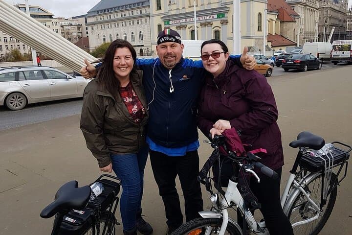 E-Bike Guided Tour of Castle Hill & Danube Sights, Budapest photo 2