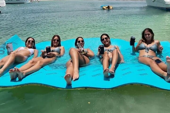 Private 4-Hour Lagoon 42 Catamaran Charter in Riviera Maya — All-Inclusive Experience photo 5