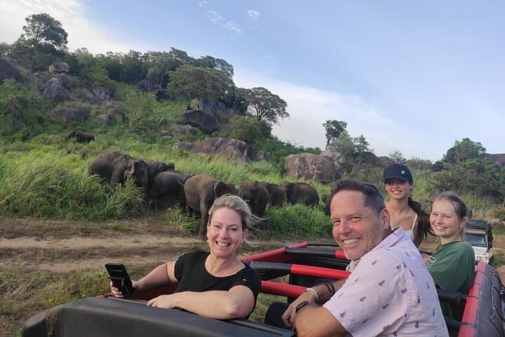 Private Luxury Driver and Guide in Sri Lanka — Sigiriya, Kandy & Dambulla Day Tours