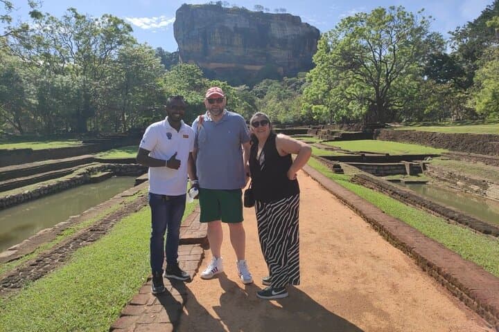 Private Luxury Driver and Guide in Sri Lanka — Sigiriya, Kandy & Dambulla Day Tours photo 4
