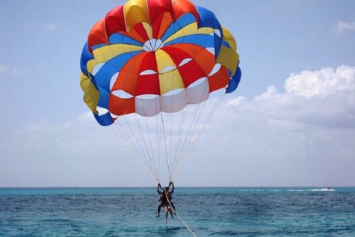 Orange Bay Parasailing & Snorkeling: Hurghada Red Sea Day Trip photo 3
