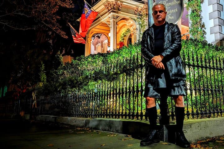 Savannah Ghost Tour with the Guy in the Kilt — Historic District Paranormal Walk & Bar Stops photo 1