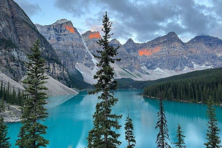 Shuttle to Lake Louise & Moraine Lake — Half-Day from Banff and Canmore photo 4