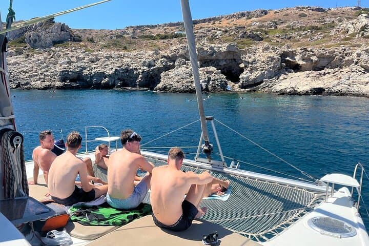 Half-Day Rhodes Catamaran Cruise to Anthony Quinn Bay & Kallithea Springs