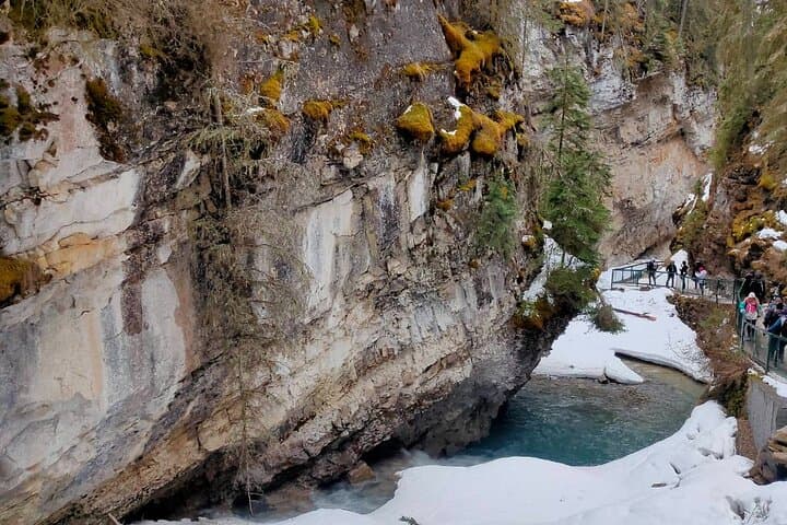 Lake Louise & Johnston Canyon Ice Walk: Half-Day Winter Hike in Banff National Park photo 4