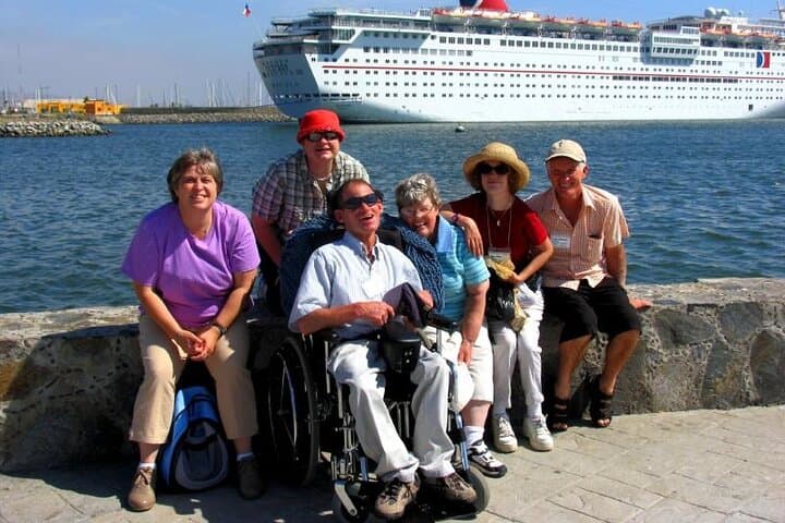 Accessible Orlando Airport Transfer: MCO to Hotels & Resorts ADA-Friendly Van Service photo 6