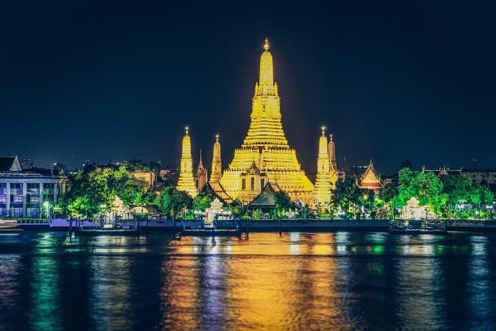 Bangkok Opulence River Dinner Cruise: Seafood Buffet & Nighttime Skyline photo 2