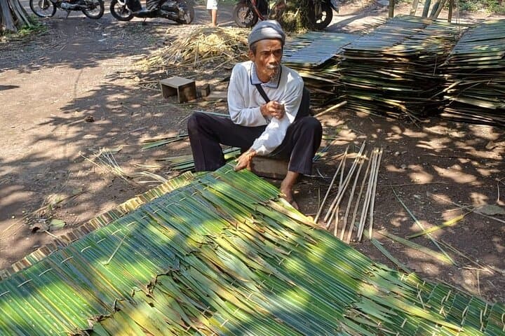 Explore Batukaras Countryside and Green Canyon: Pangandaran Adventure Tour photo 3