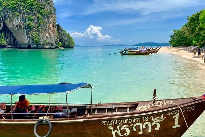 Krabi 4-Island Speedboat Day Trip — Snorkel Chicken, Tup & White Beach photo 2