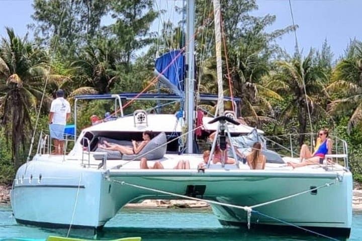 Private 4-Hour Catamaran Charter from Puerto Aventuras: Snorkel Inah Reef & Paddle Bay photo 4