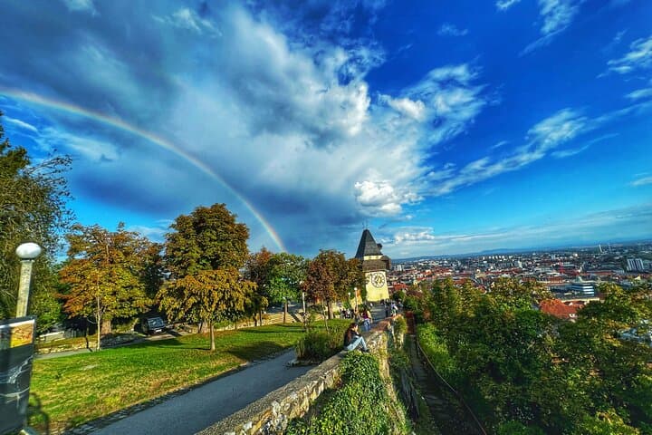 Schlossberg Picnic and Funicular Ride — Graz Hilltop Experience photo 2