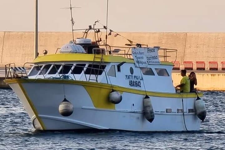 Monopoli Boat Tour: Coves, Santo Stefano Abbey & Apulian Aperitif