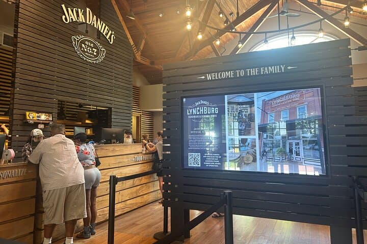 Private Jack Daniels Distillery and Dine Tour from Nashville — Lynchburg Whiskey Experience photo 4