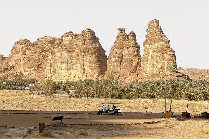 Dadan & Jabal Ikmah Tour — Explore Ancient Tombs and Rock Inscriptions in AlUla photo 2