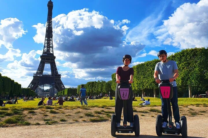 Paris Segway Express: See 12 Iconic Monuments in 90 Minutes