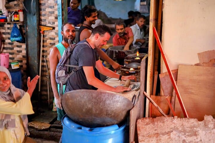 Mumbai Dharavi, Dhobi Ghat & Dabbawala Cultural Tour — Inside Mumbai’s Everyday Engines photo 3