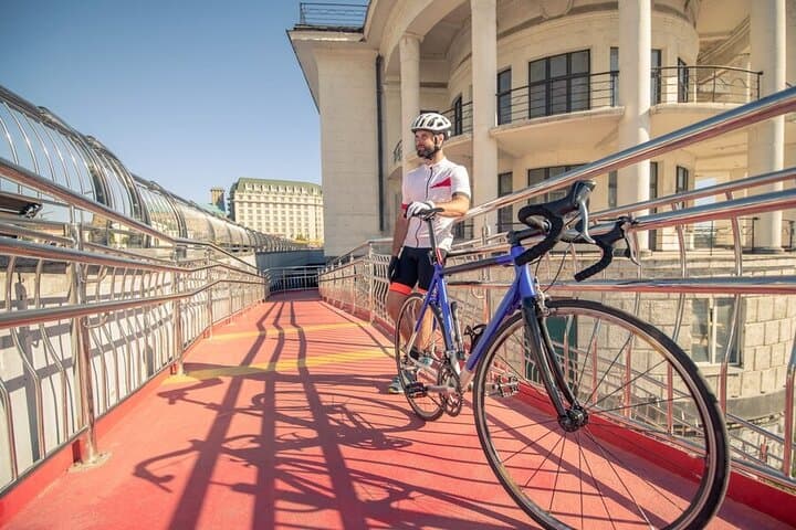 Private Bike Tour of Genoa Highlights: Palazzi, Port & Lanterna photo 5