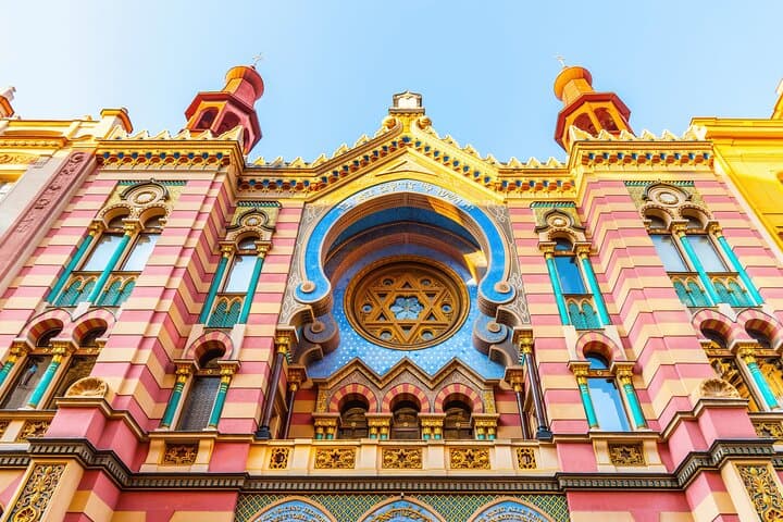 Prague self-guided smartphone walking tour: Old Town, Charles Bridge & Astronomical Clock