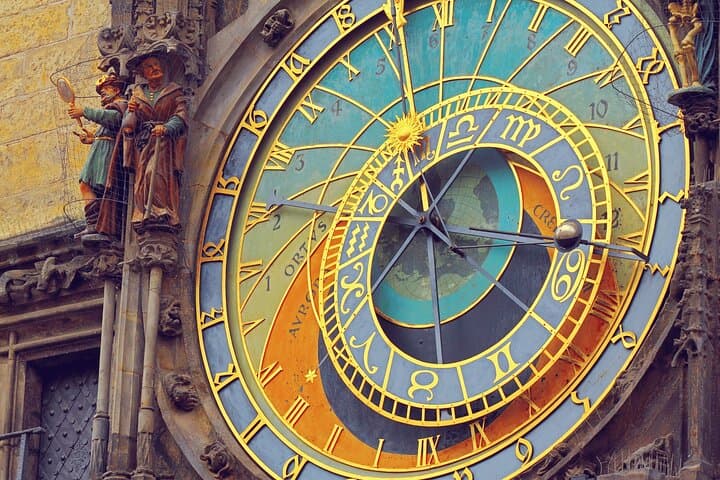 Prague self-guided smartphone walking tour: Old Town, Charles Bridge & Astronomical Clock photo 2