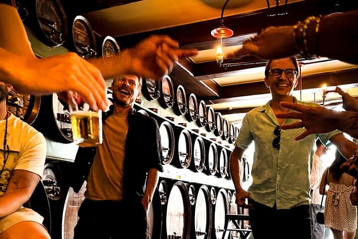 Amsterdam Craft Beer Walking Tour: Top Microbreweries, Brown Cafés & Kopstoots photo 2