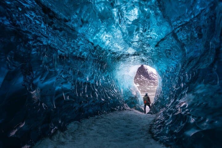 4-Day Northern Lights & Ice Caves Adventure from Reykjavík — Super Jeep, Glacier Walks, Þórsmörk photo 2