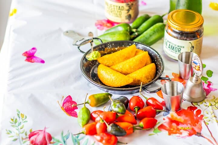 Caribbean Hot Sauces & Empanadas Tasting in Cartagena
