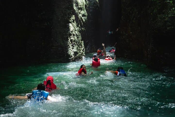 La Leona Waterfall Tubing from Tamarindo: Private Jungle Tubing & Casado Lunch photo 3