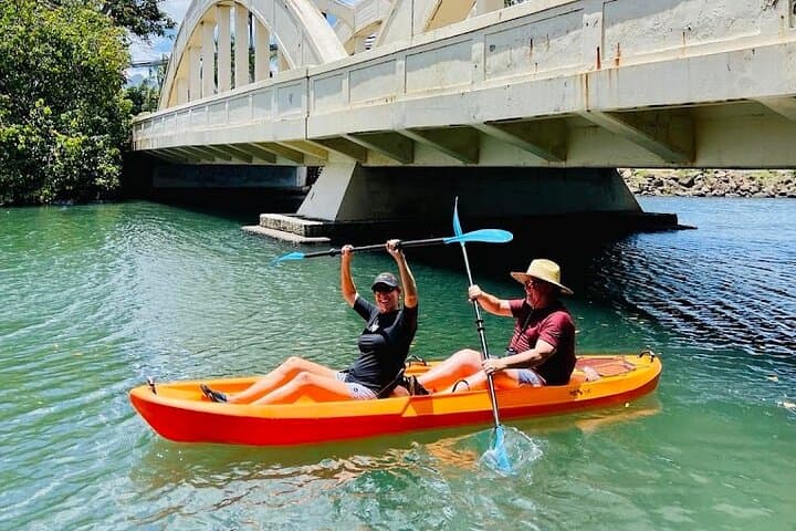 Paddle Hale'iwa’s Anahulu River: 2-Hour Tandem Kayak Rental