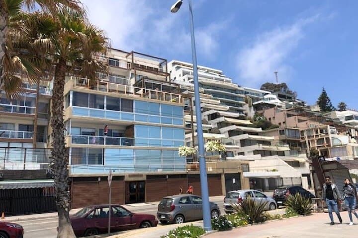 Private Valparaiso and Viña del Mar Day Trip from Santiago — Coastal City Tour photo 2