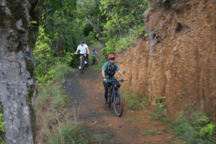Kualoa Ranch Ultra E-Bike Tour: 3-Hour Oahu Jungle and Ridge Ride photo 2