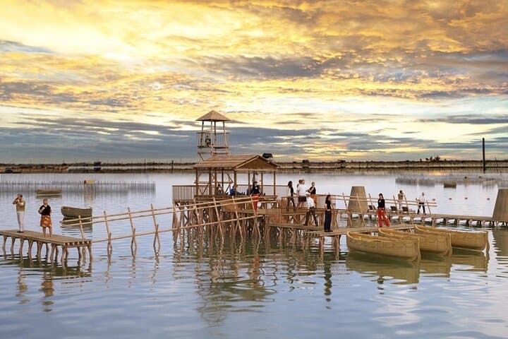 Tam Giang Lagoon Sunset Journey from Hue — Private Sampan & Seafood Dinner
