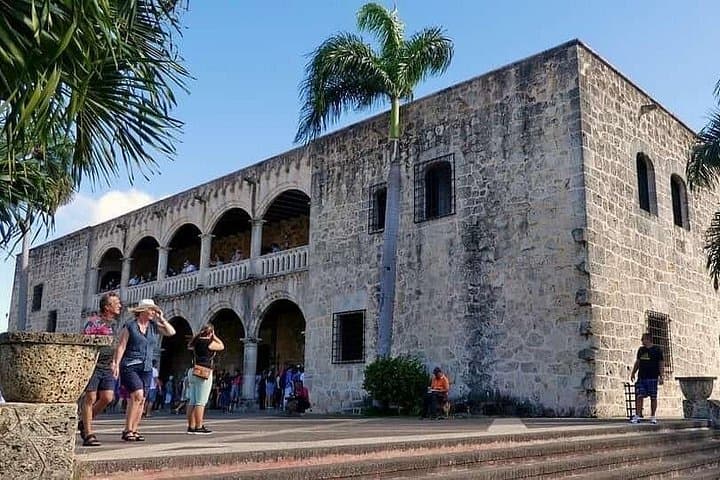 Santo Domingo History Tour: Los Tres Ojos, Columbus Lighthouse & Colonial Zone with Lunch photo 1