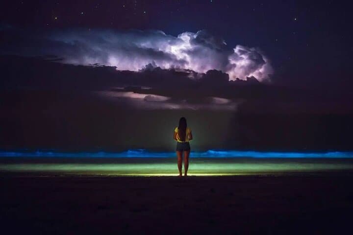 Grand Cayman Bioluminescence Adventure: Night Swim in Cayman Kai photo 2
