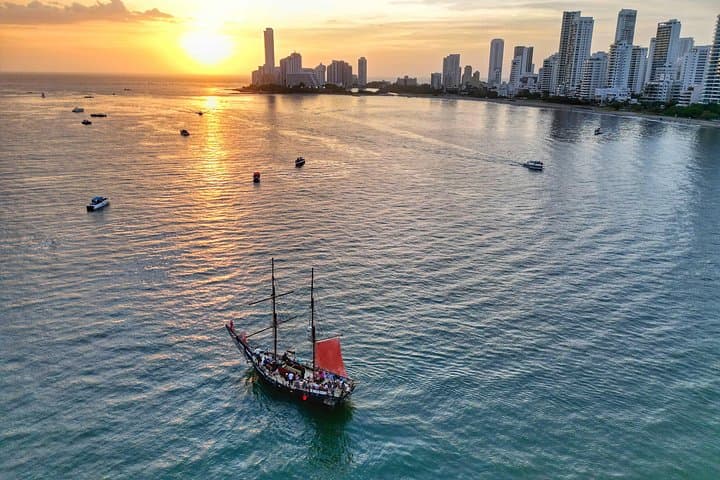 Cartagena Pirate Sunset Cruise: Skyline Views, Open Bar & Cannon Show photo 2