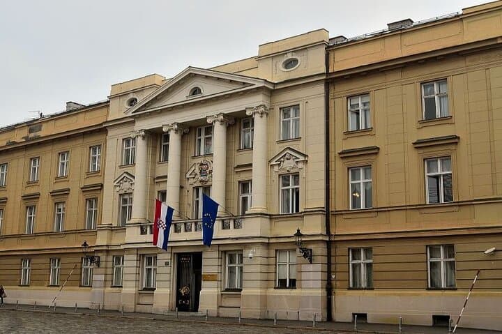 4-Day Zagreb Tour with Plitvice Lakes Day Trip and Wine Walk photo 3