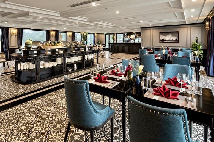 2-Day Luxury Ha Long Bay & Lan Ha Bay Cruise on Doris Cruise photo 5