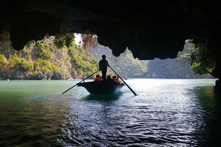 2-Day Halong & Lan Ha Bay 5-Star Cruise from Hanoi: Kayaking, Caves and Sunset Views photo 5