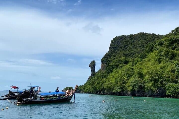 Early-Bird Phi Phi and 4 Islands Speedboat Tour from Krabi — Maya Bay, Pileh Lagoon & Snorkeling photo 5