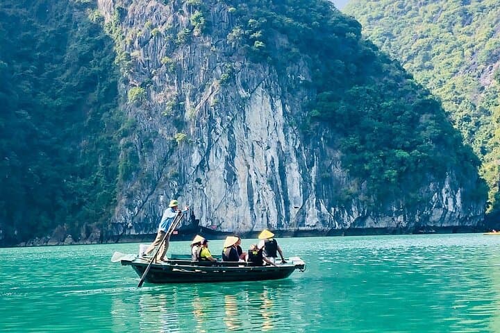 Jade Sails: Luxury Lan Ha Bay Cruise from Hanoi (Avoid the Crowds) photo 4