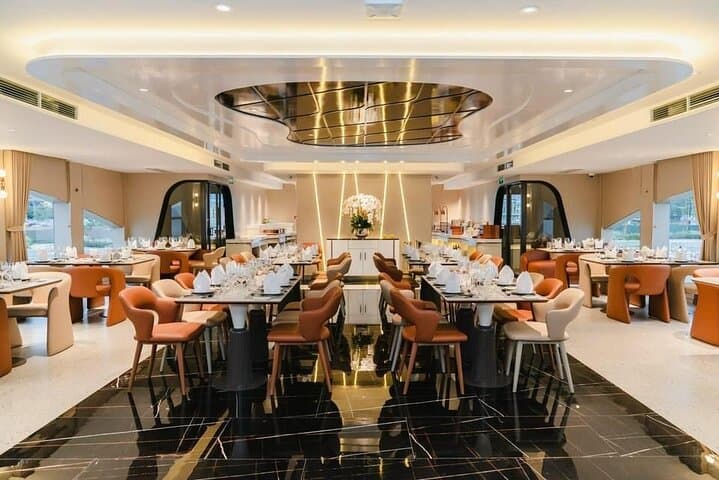 Halong Nighttime Magic — Sunset Yacht Dining & Bay Views photo 2