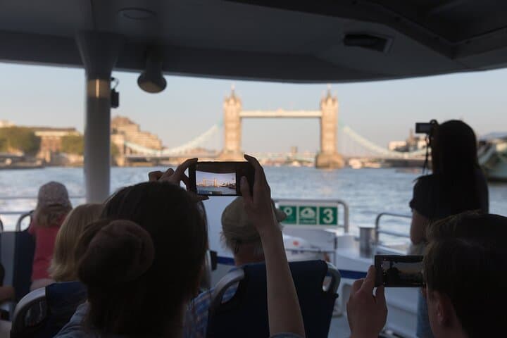 See London From Thames and Sky: IFS Cable Car + Uber Boat 1-Day River Pass photo 5