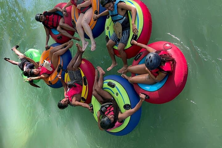 Montego Bay River Tubing & Dunn's River Falls Private Tour photo 6